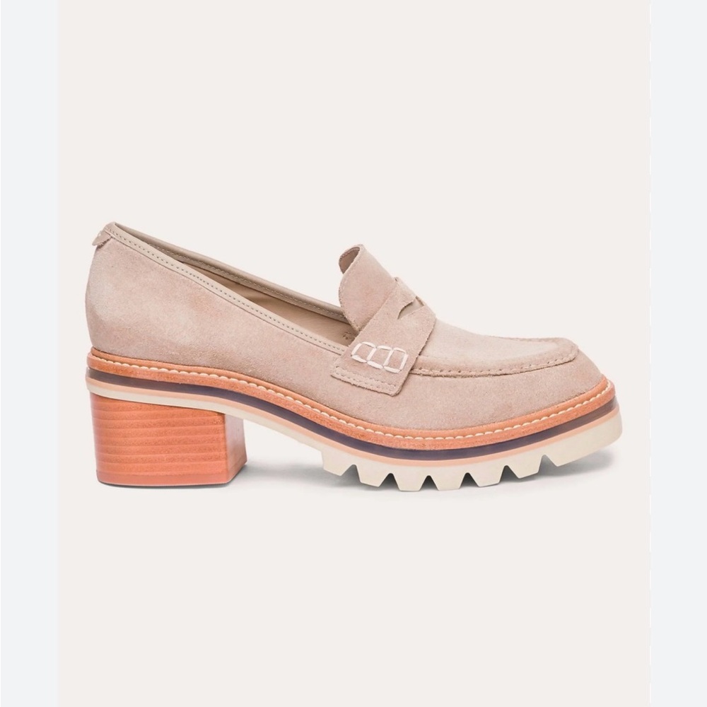 Bernardo tan cream sided Selma lug loafer 7.5 NWOT